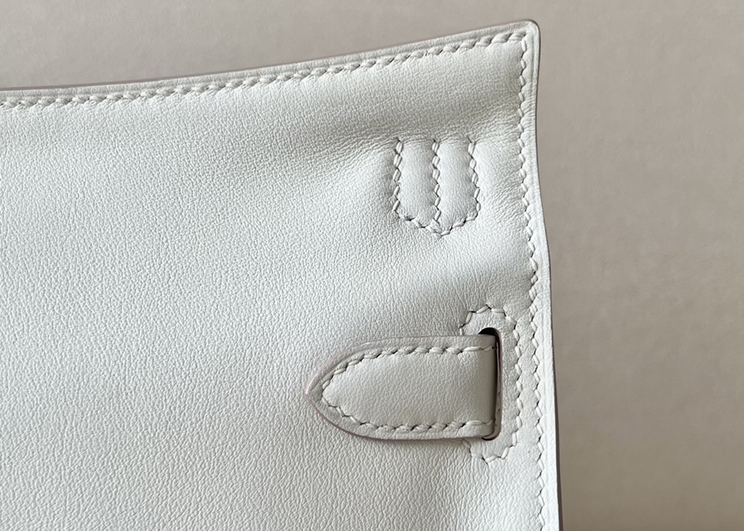 Hermes Jypsiere Mini Shoulder Bag In White Swift Leather